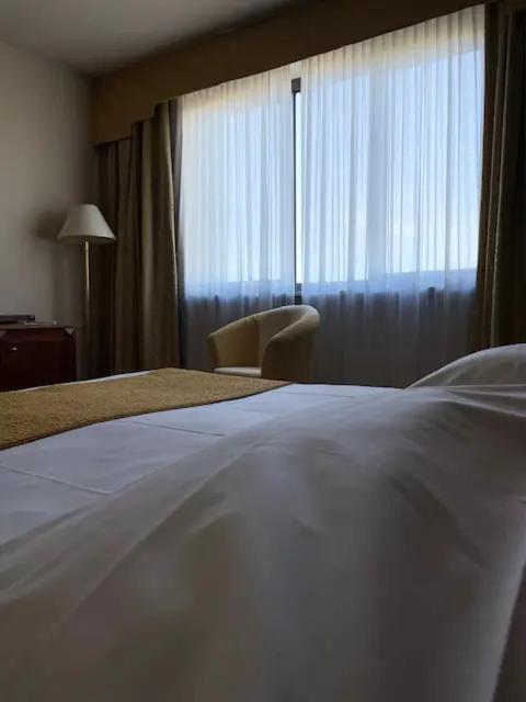 Phi Hotel Cavalieri Bra Esterno foto
