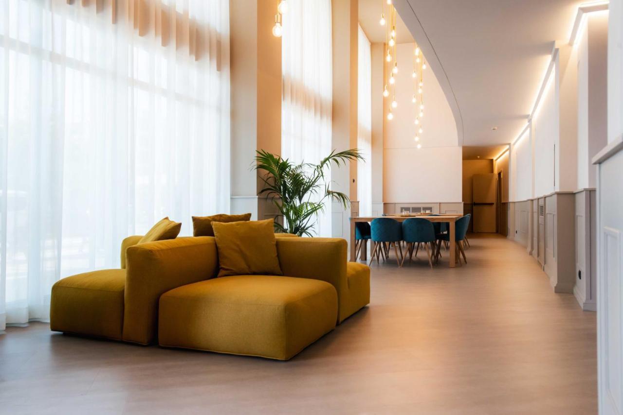 Phi Hotel Cavalieri Bra Esterno foto