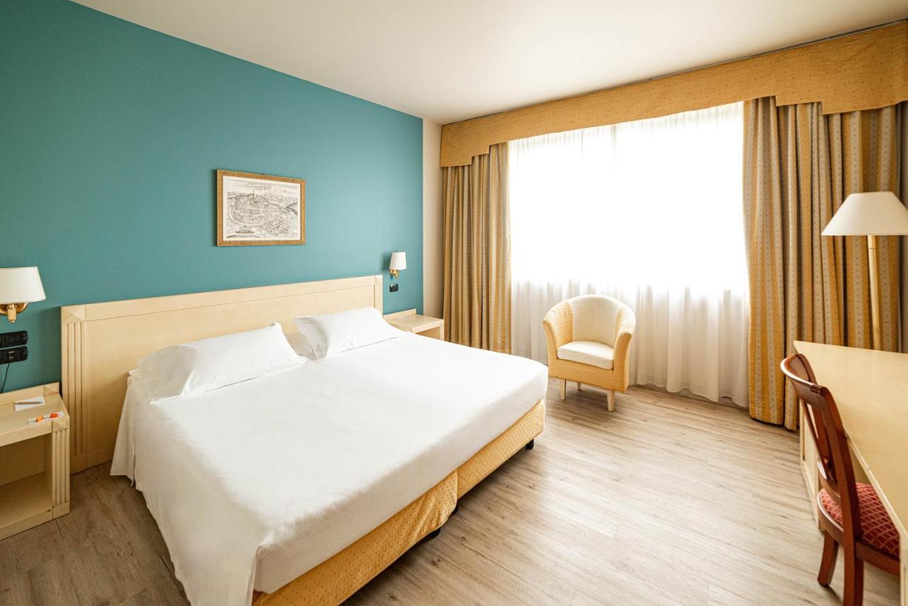 Phi Hotel Cavalieri Bra Esterno foto